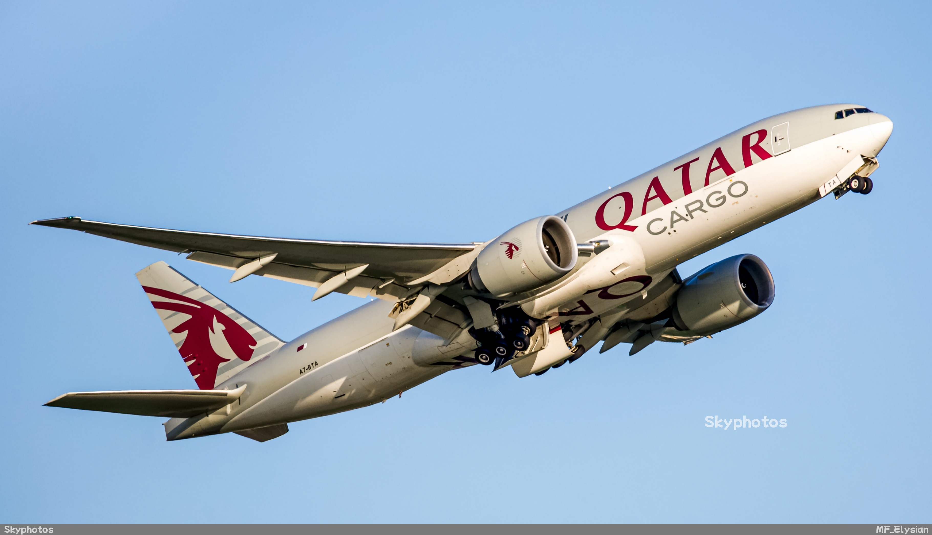 卡塔尔货运 Boeing 777-F at 香港国际机场
