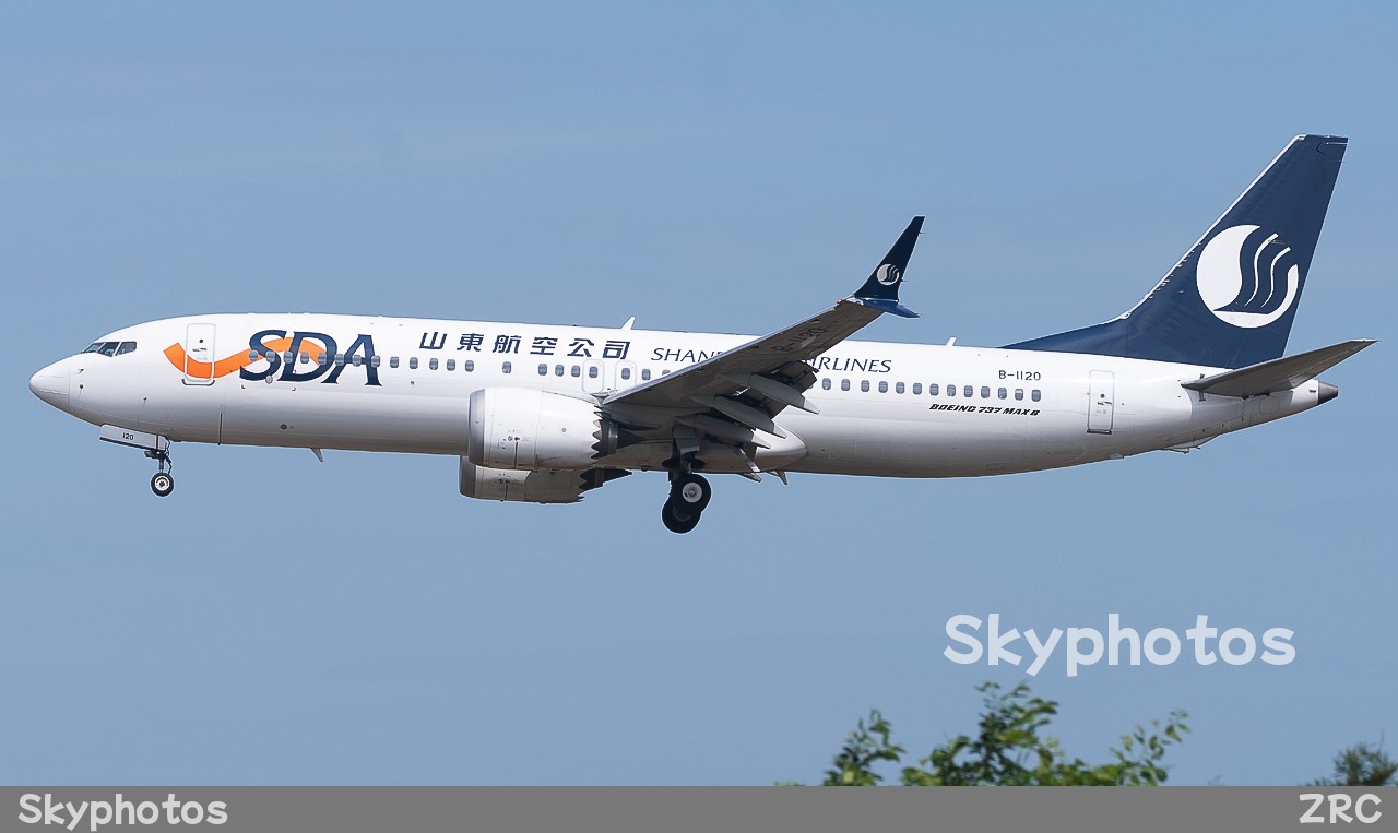 山东航空 B737 MAX 8