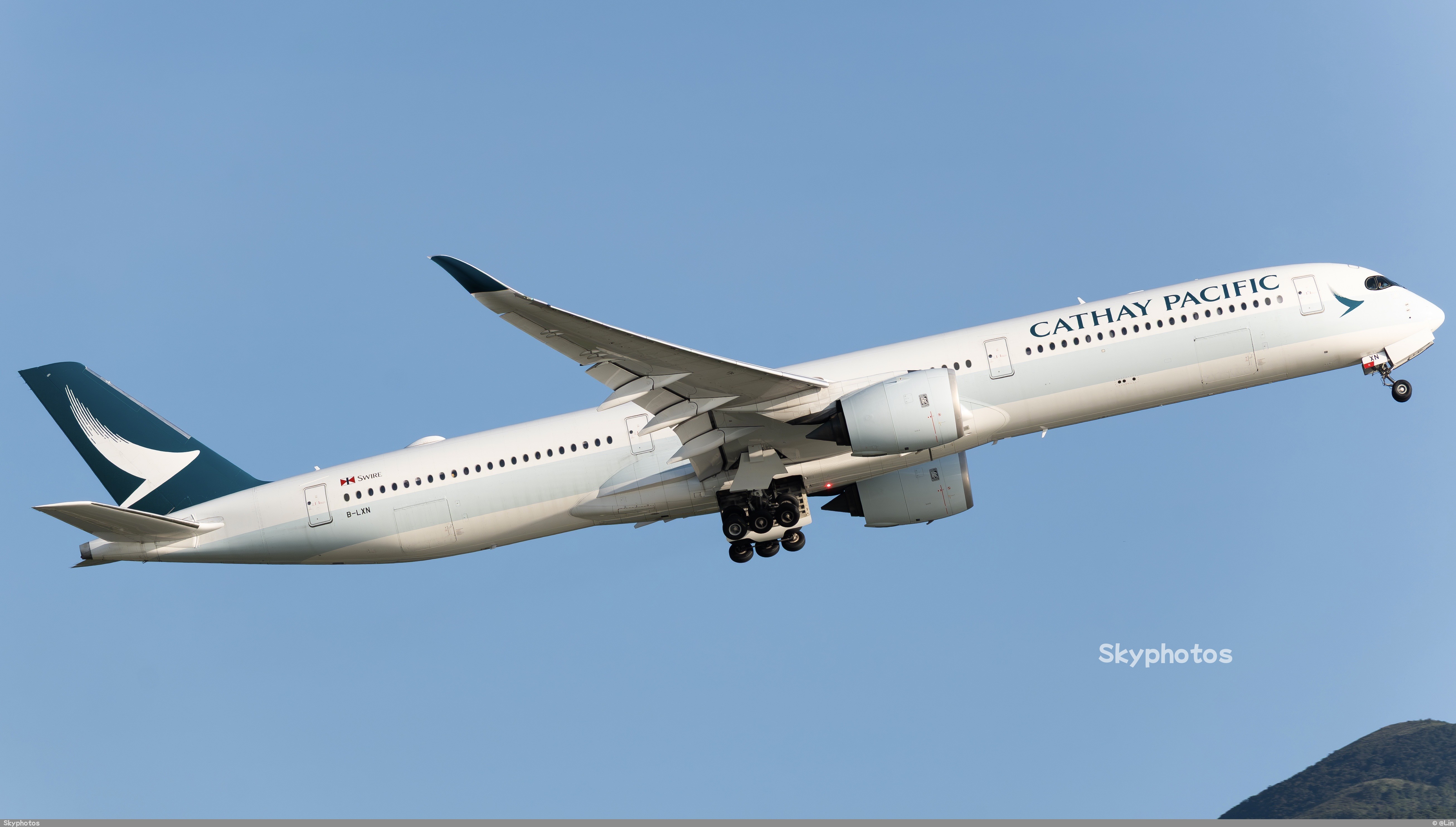 国泰航空 A350 at 香港港国际机场