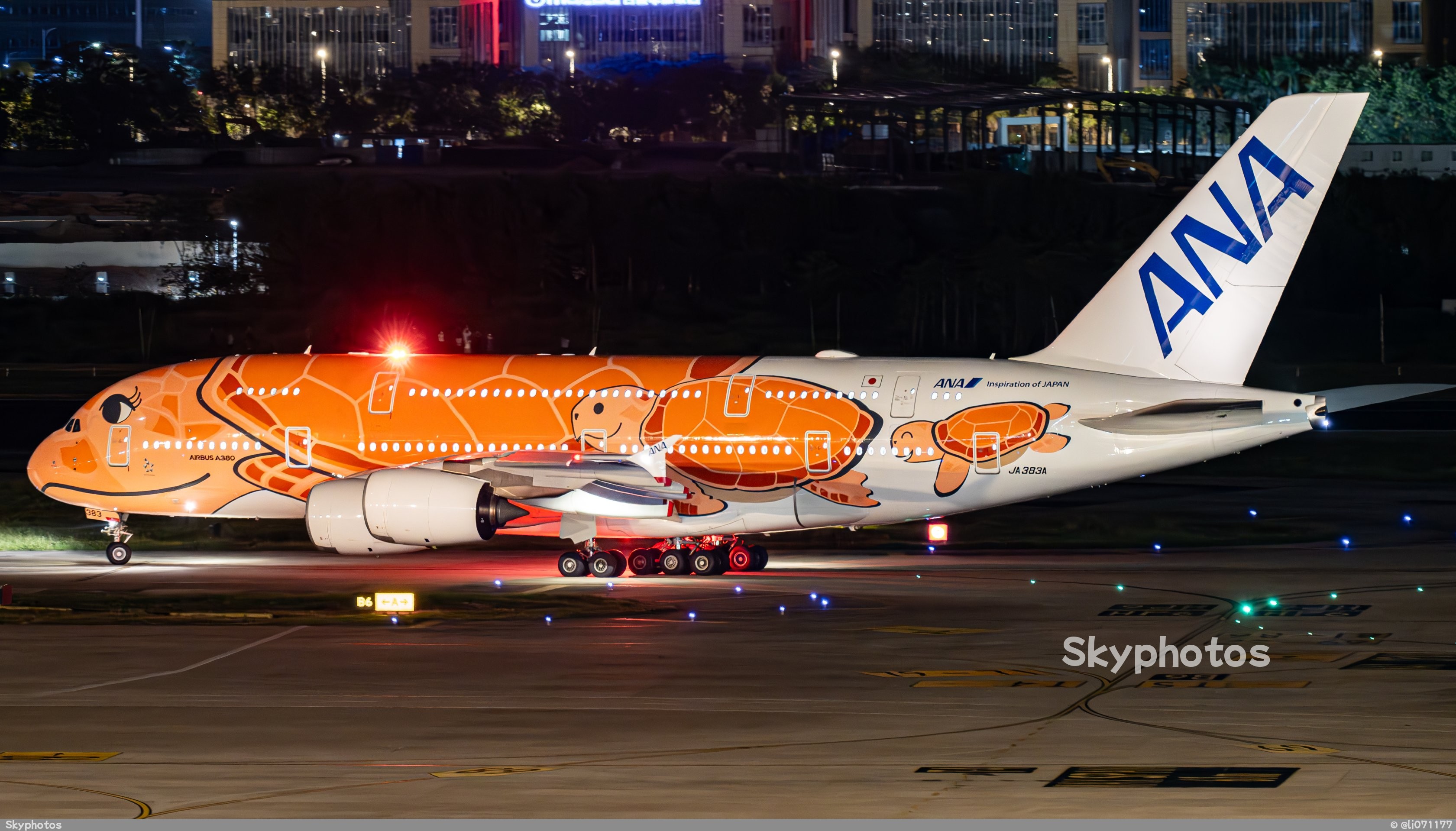 全日空 Airbus A380-841