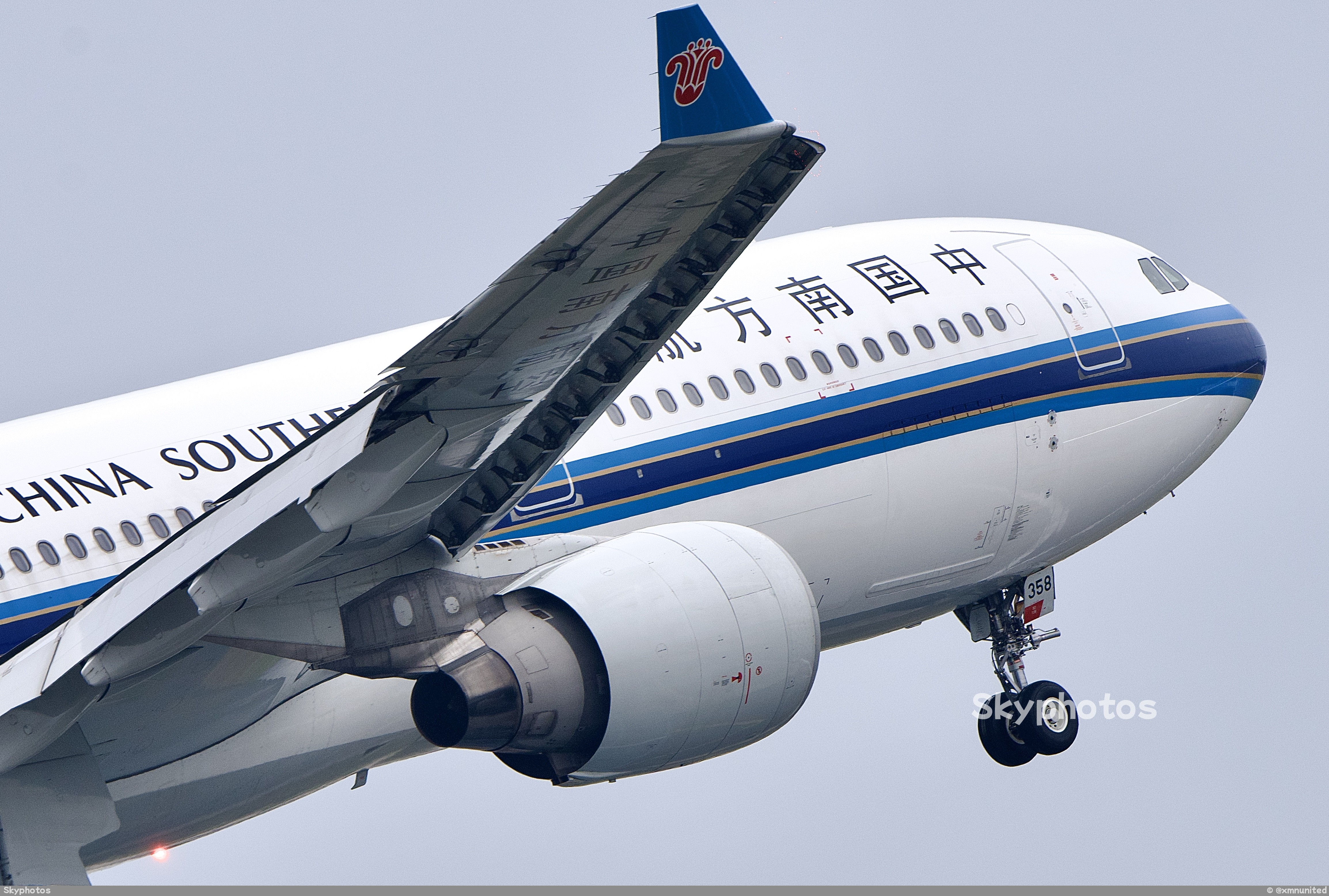 南方航空 A330-323