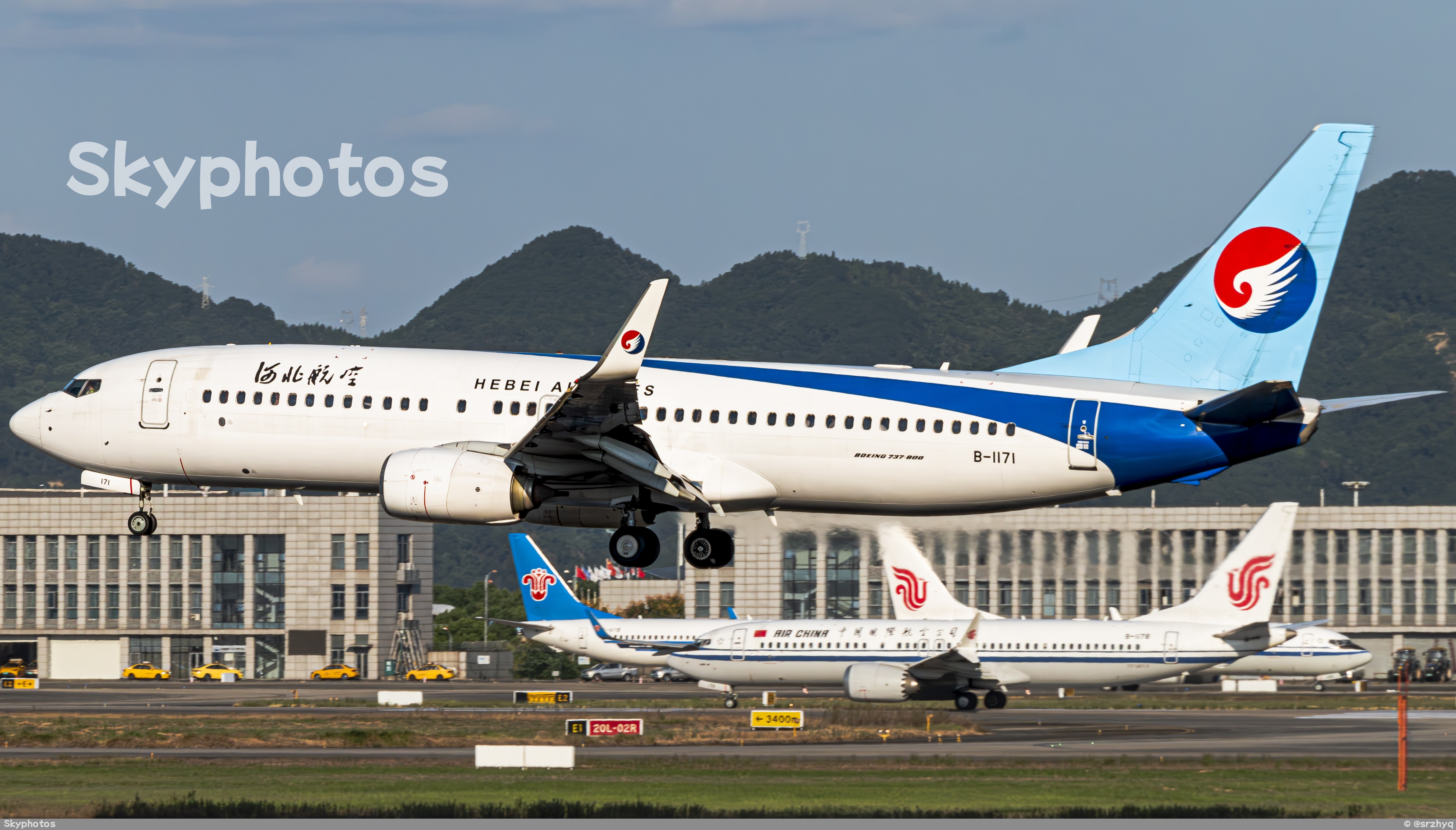 河北航空 B737-800(WL)