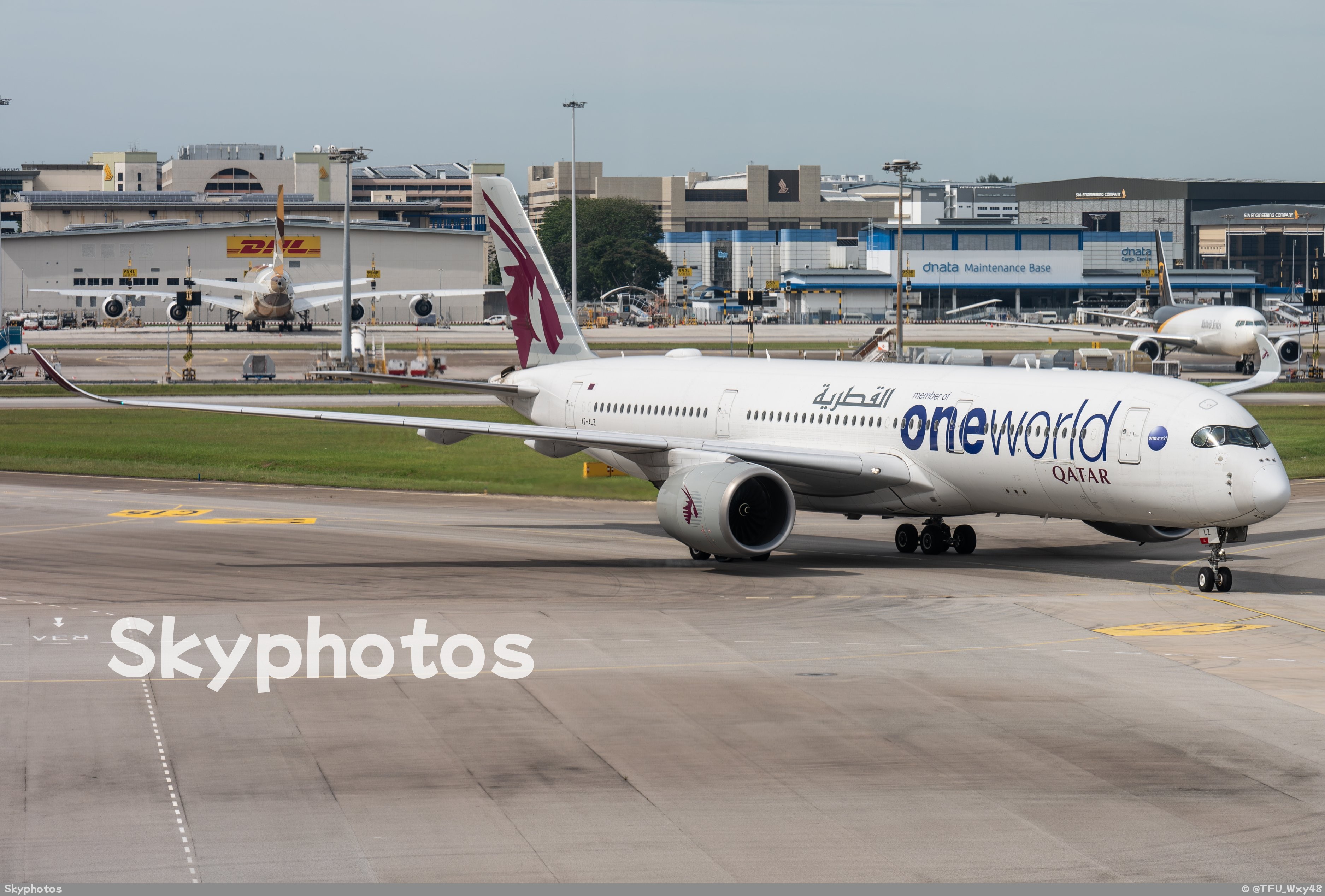 卡塔尔航空 Airbus A350-941