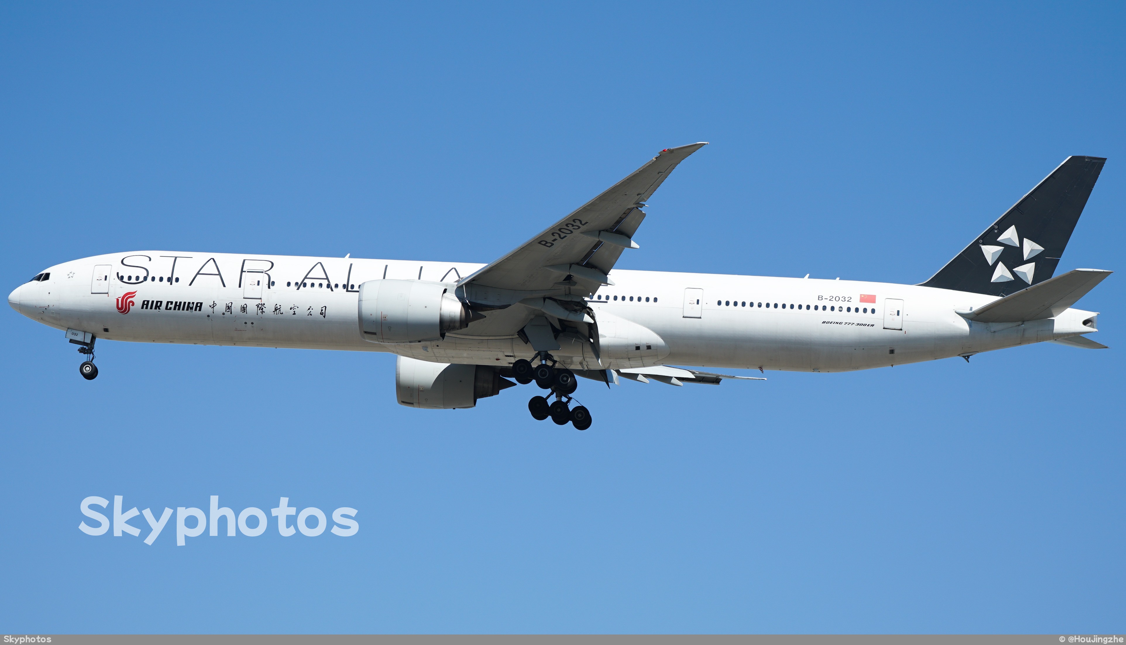 中国国际航空 B777-39L(ER)