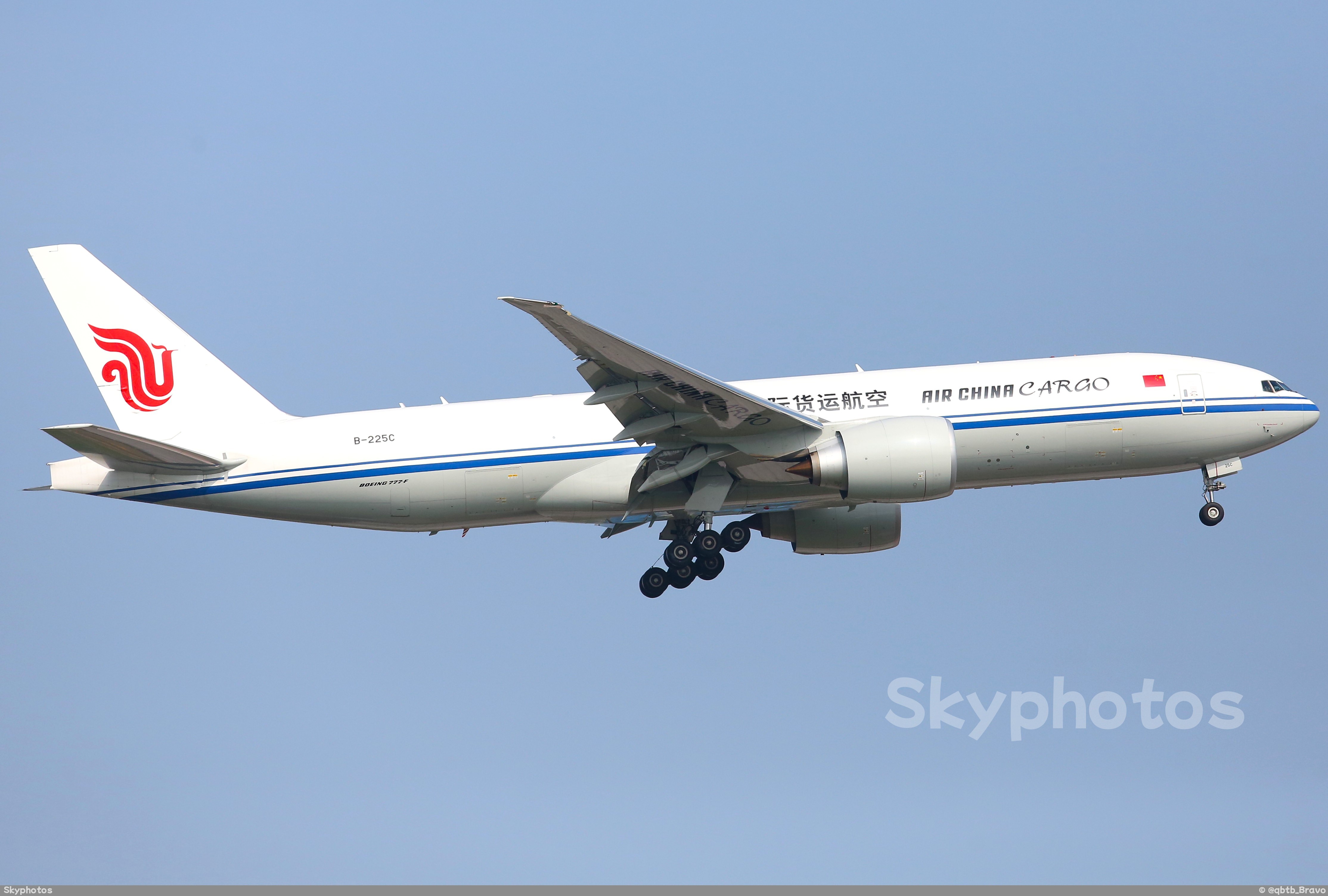 中国国际货运航空 B777-F at PVG