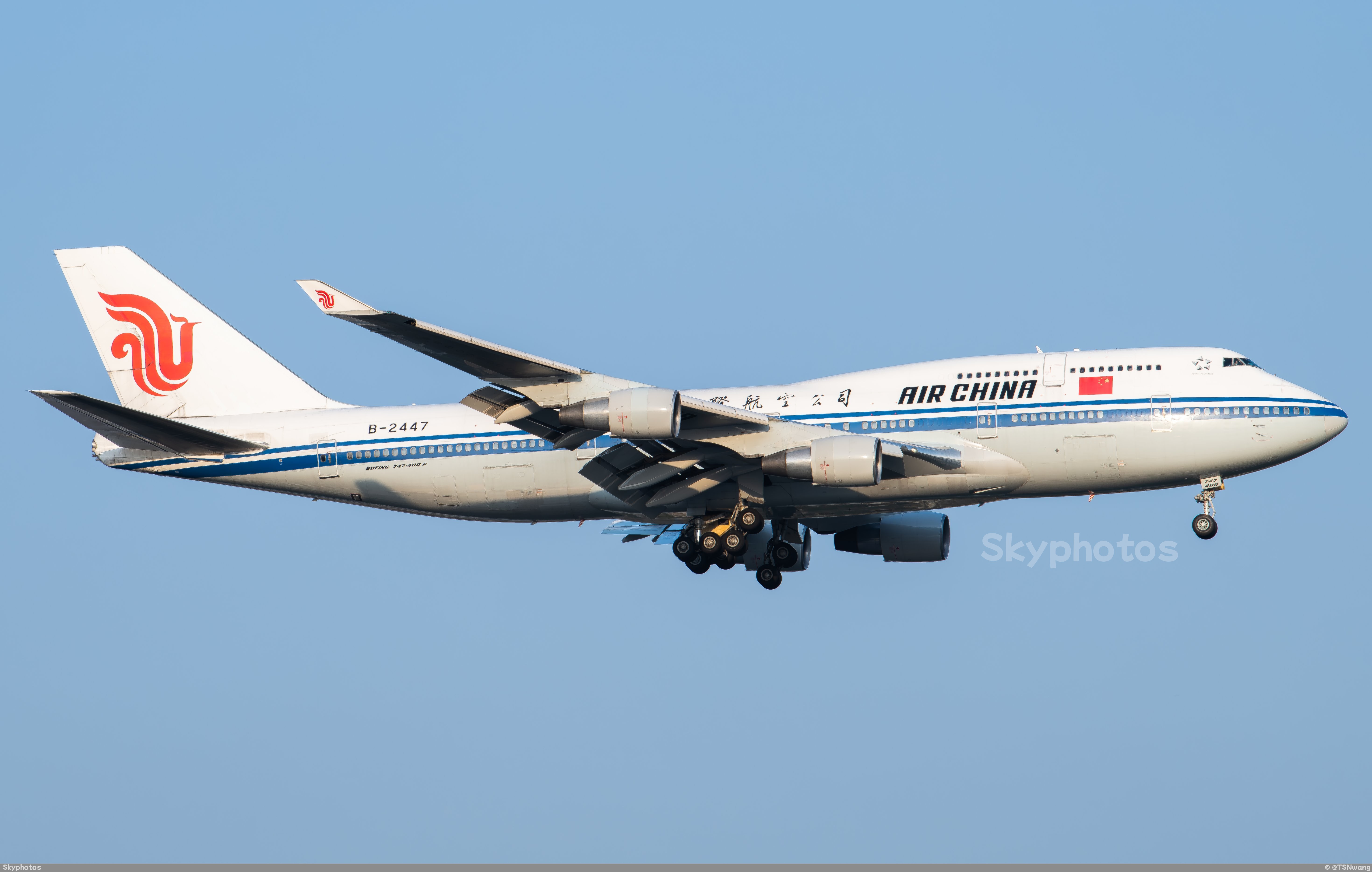 中国国际航空 B747-4J6