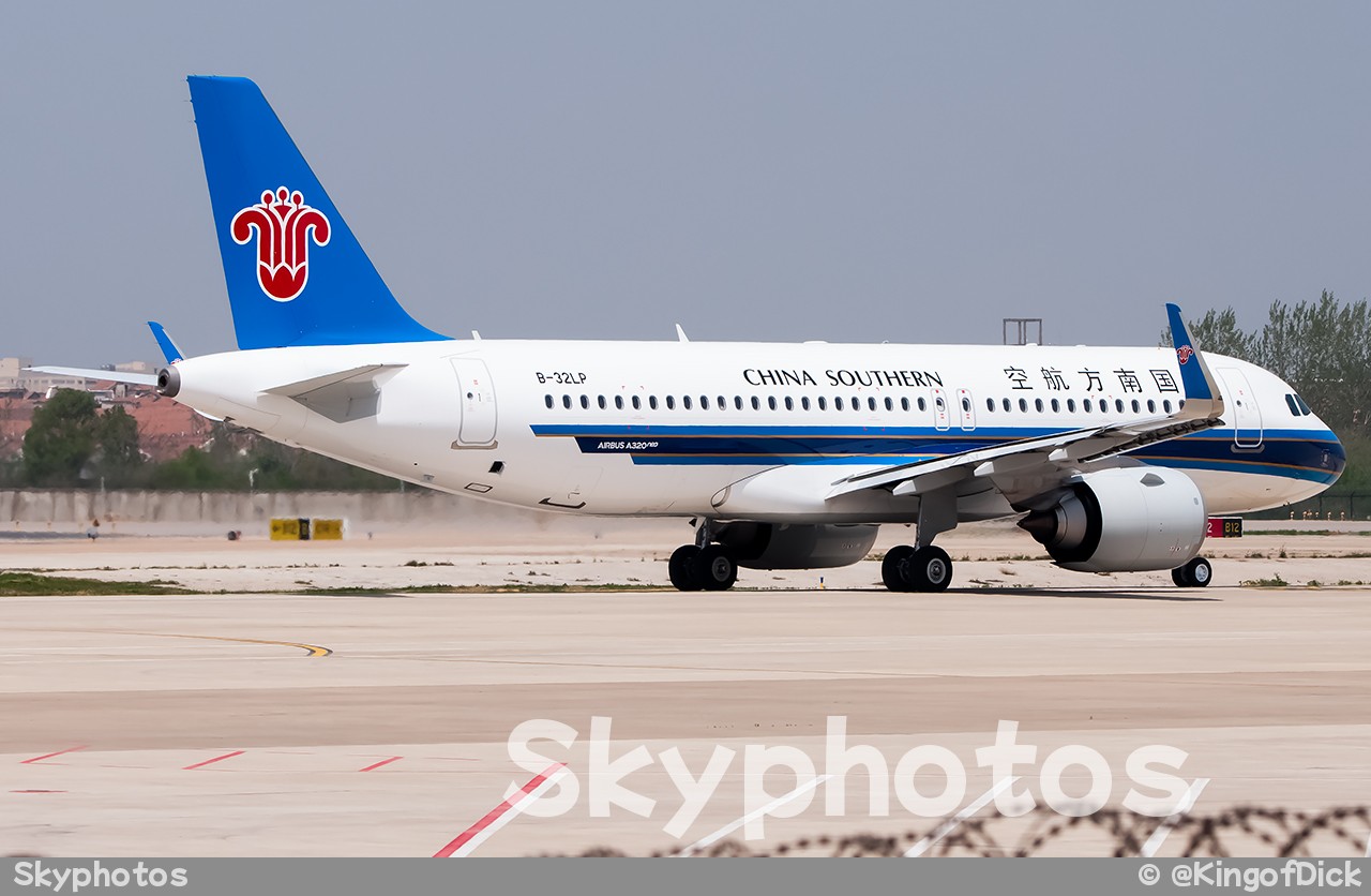 中国南方航空 A320-251N at WUH