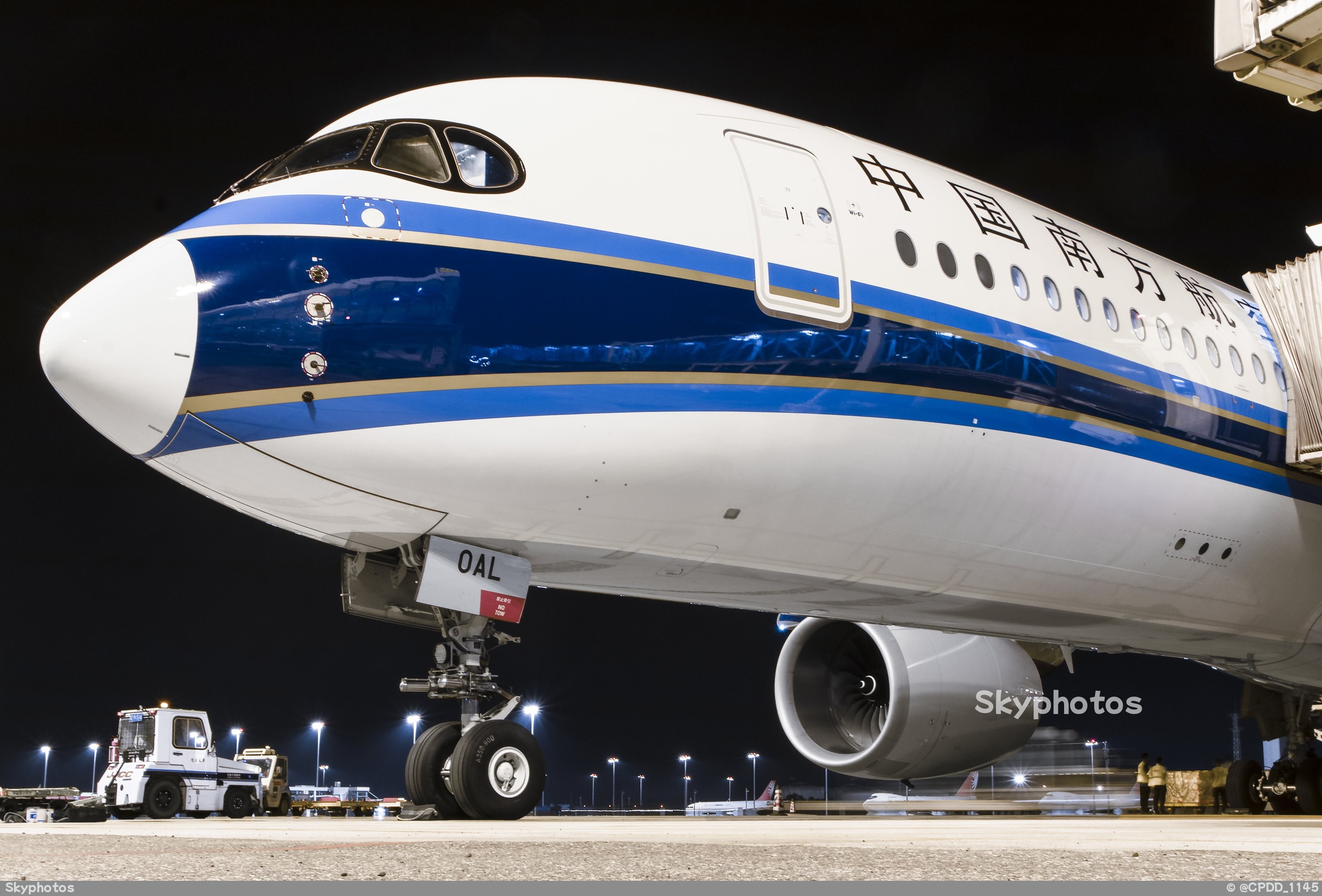 中国南方航空 A350-941 at WUH