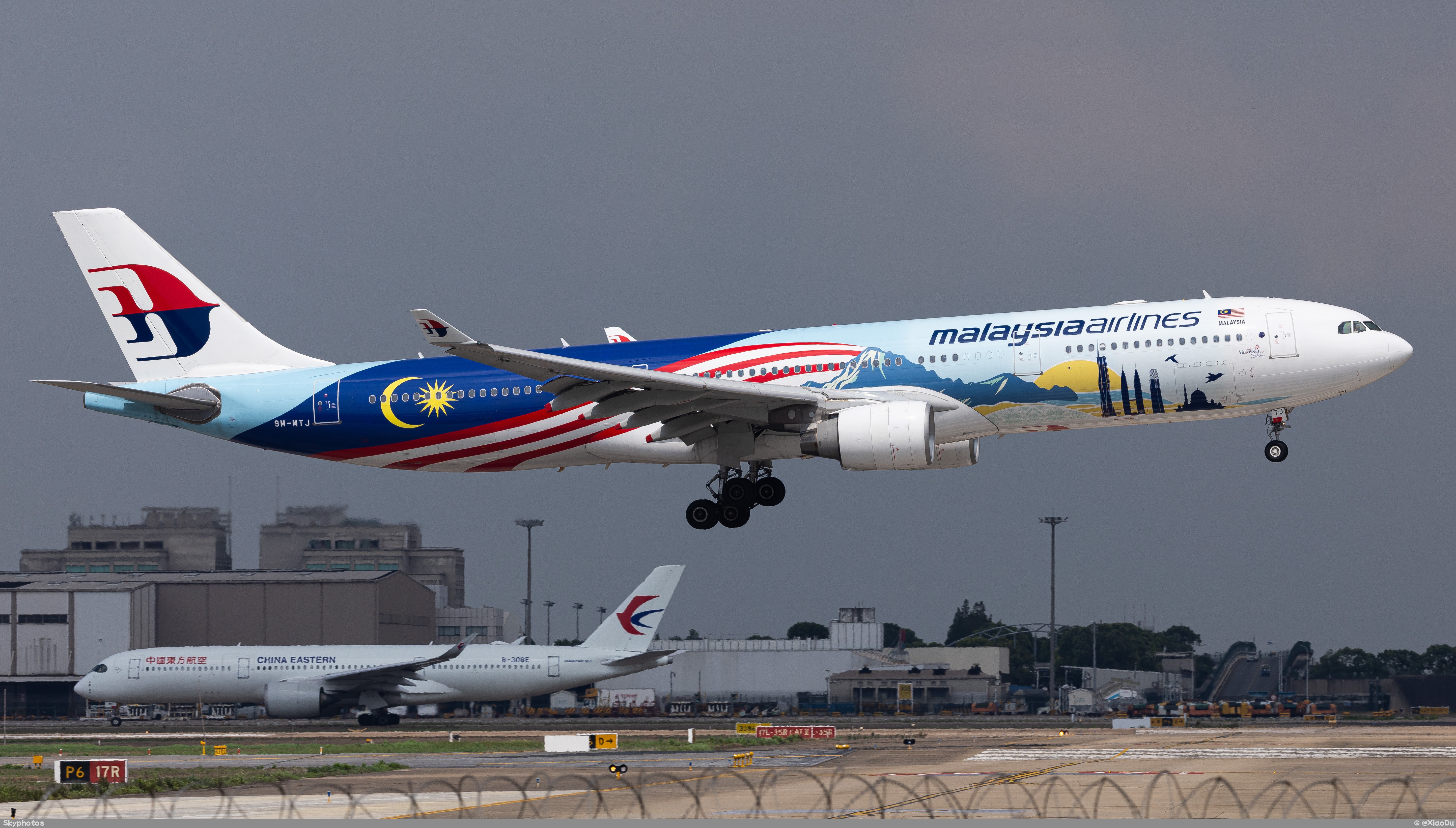 马来西亚航空 Airbus A330-323