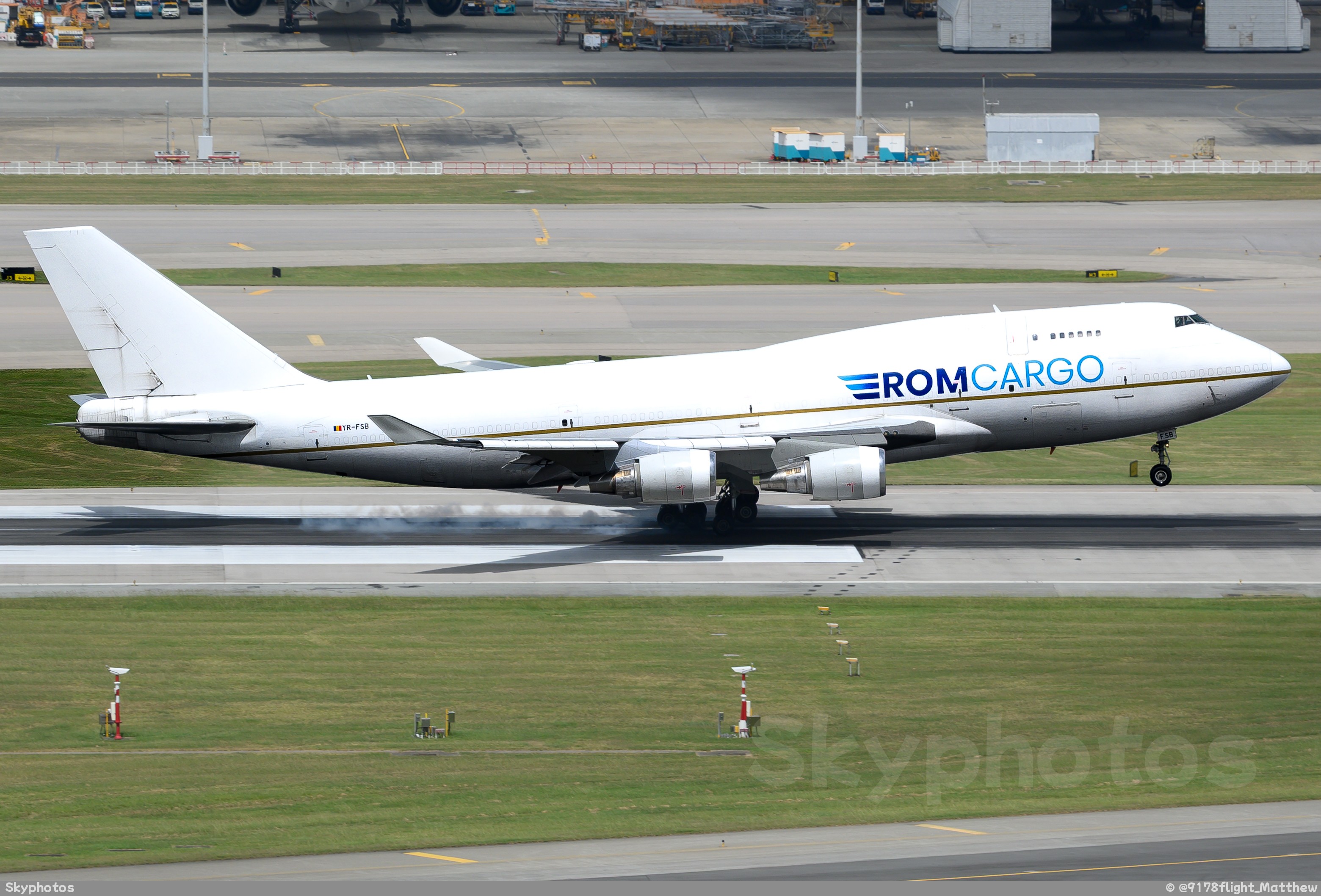 ROMCargo Airlines Boeing 748-45E(BDSF)
