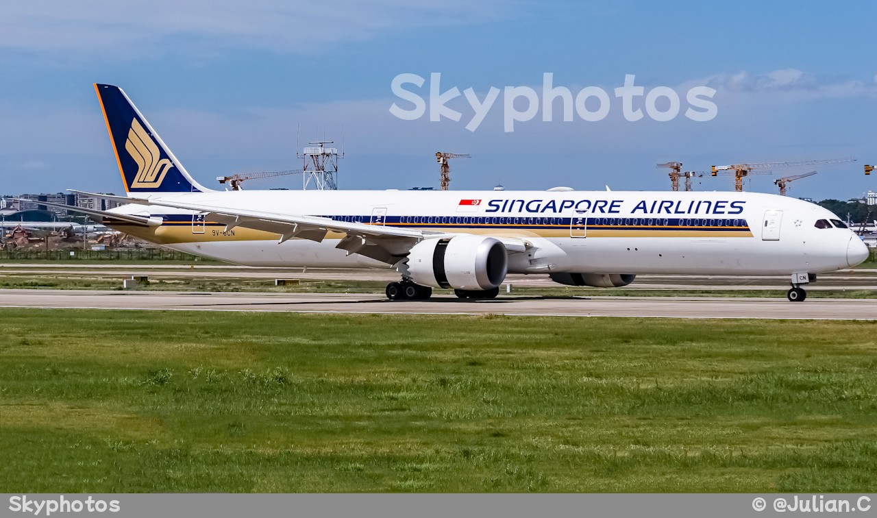 Singapore Airlines Boeing 787-10