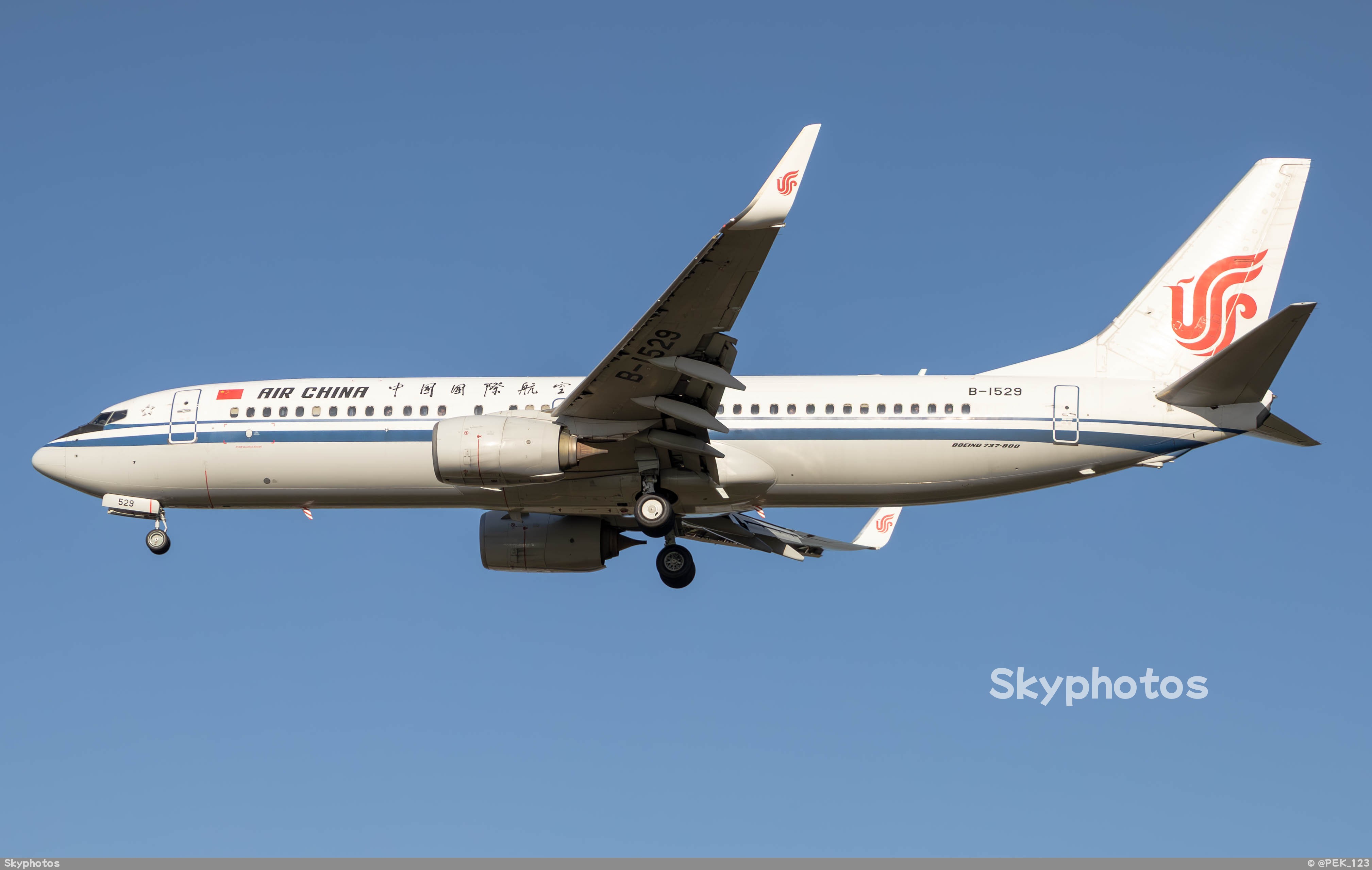 中国国际航空 B737-89L(WL)