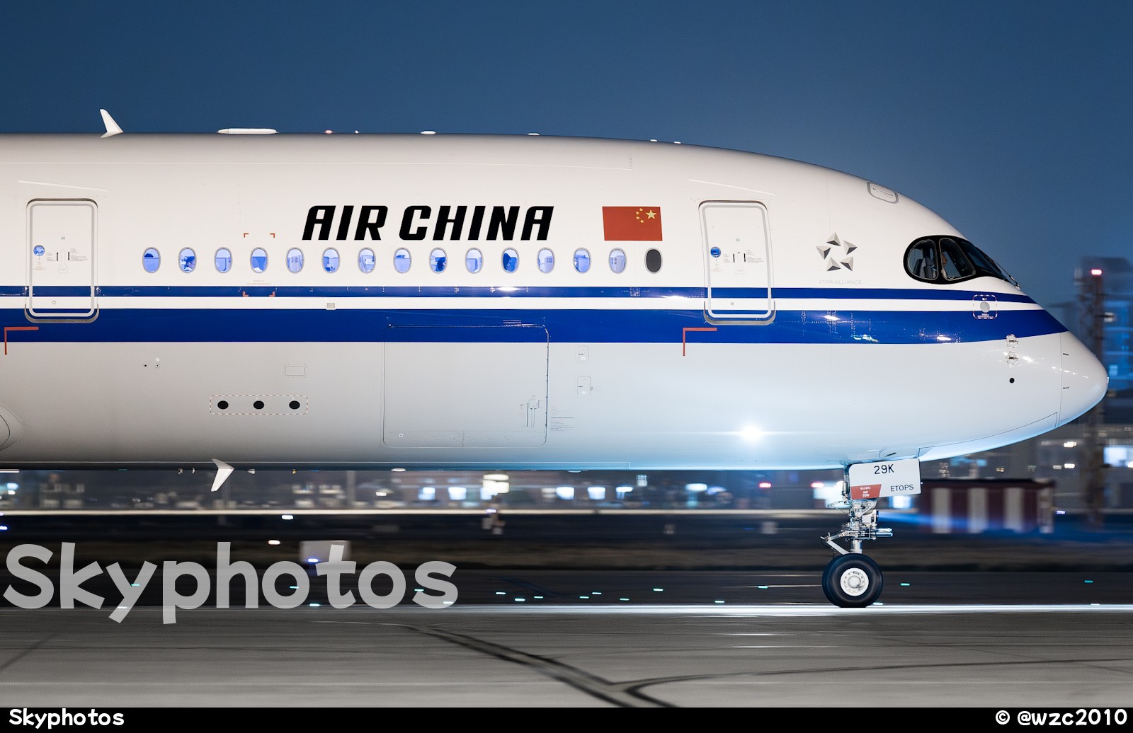 中国国际航空 A350-941