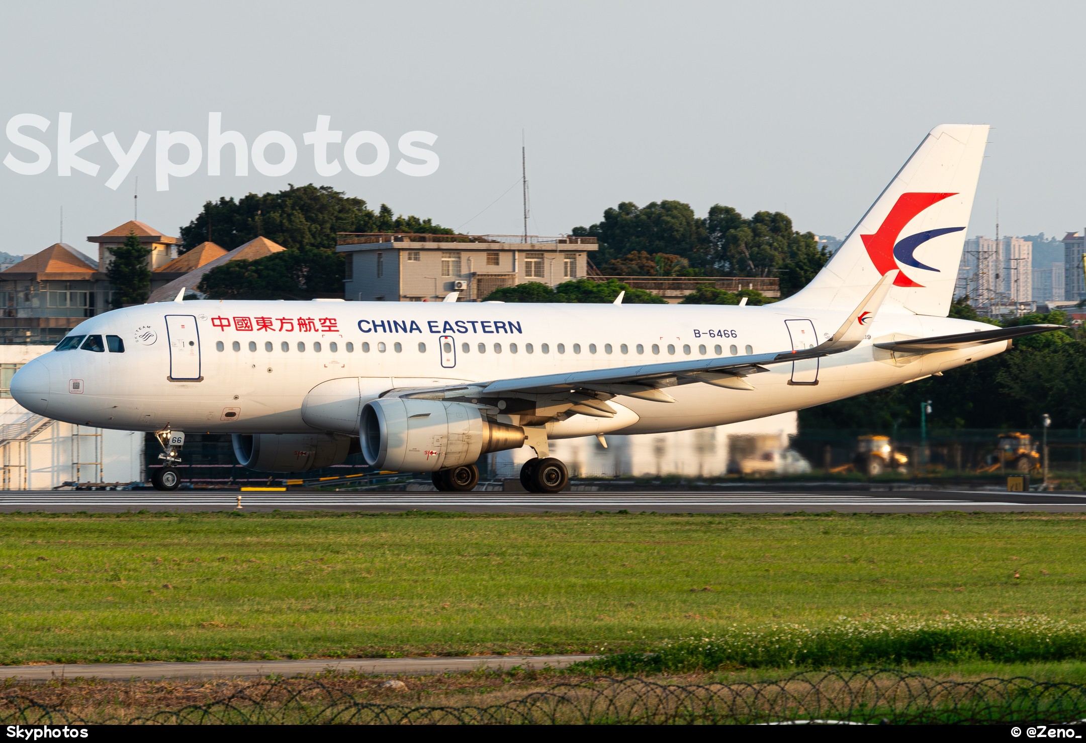 中国东方航空 A319-115(SL) at 厦门高崎国际机场