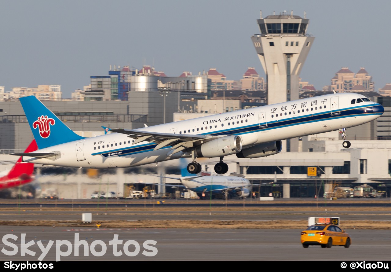 中国南方航空 A321-231