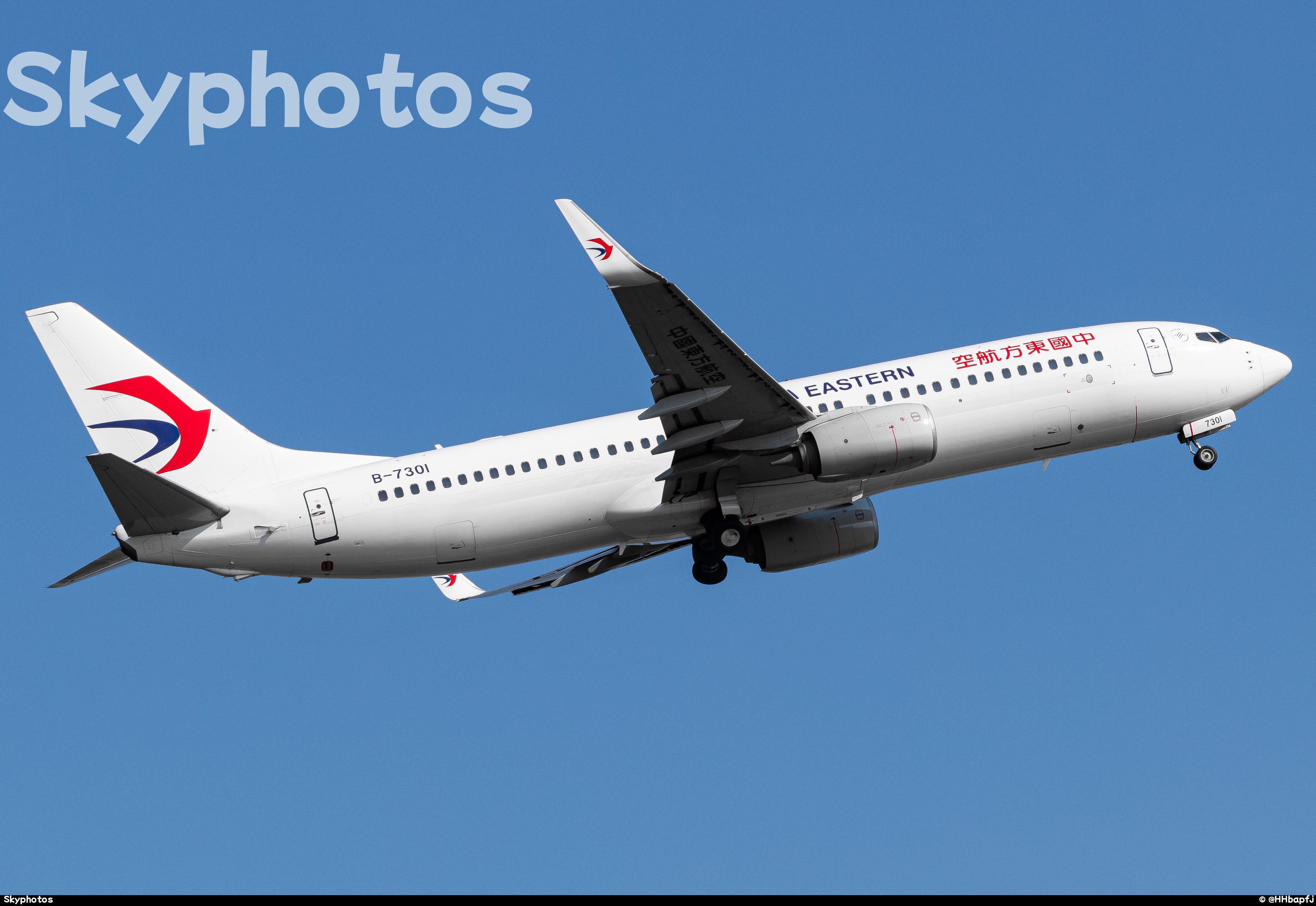 中国东方航空 B737-89P(WL)